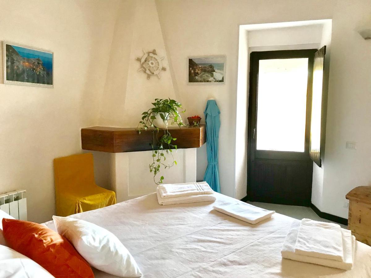 La Marina Tower Apartment With Private Sea View Terrace Vernazza Zewnętrze zdjęcie