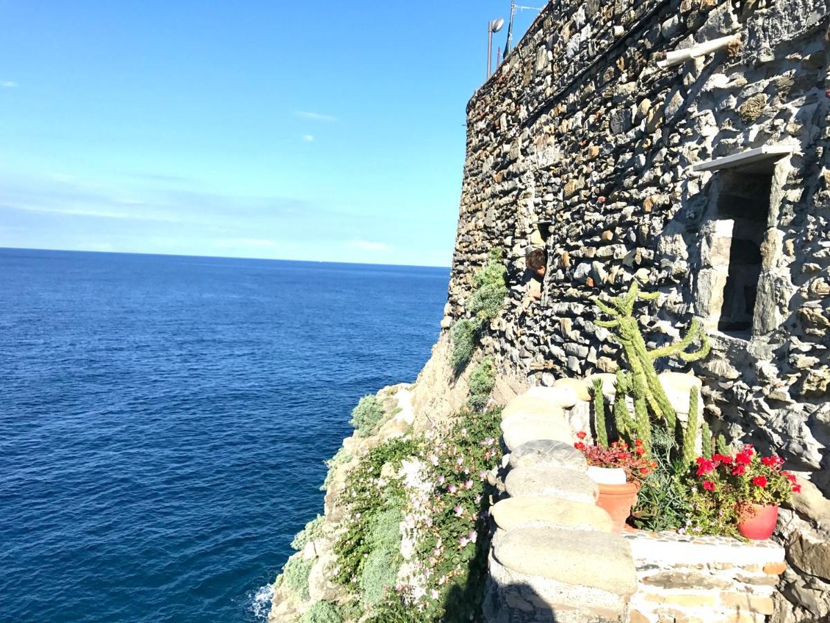 La Marina Tower Apartment With Private Sea View Terrace Vernazza Zewnętrze zdjęcie